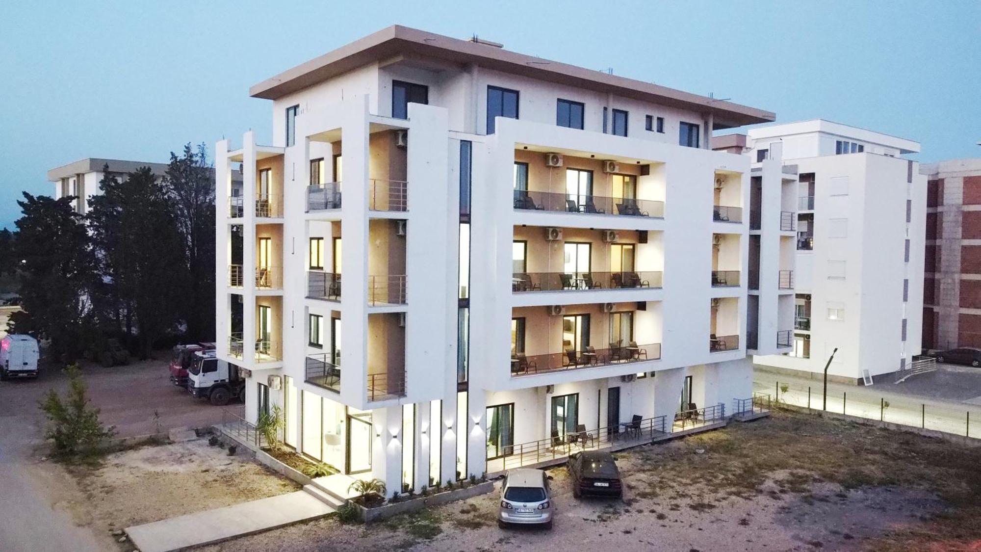 Aparthotel Supreme Luxury à Ulcinj Extérieur photo
